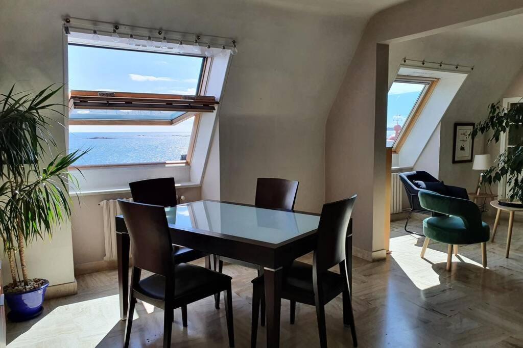 Le Phare De La Croix Pleine Vue Mer Centre Ville Concarneau Bagian luar foto